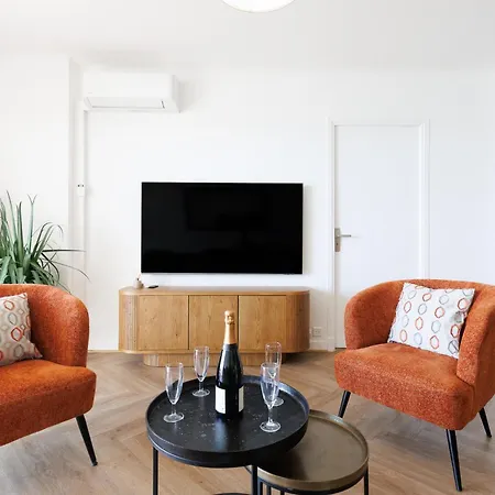 Palais Des Iles Yourhosthelper