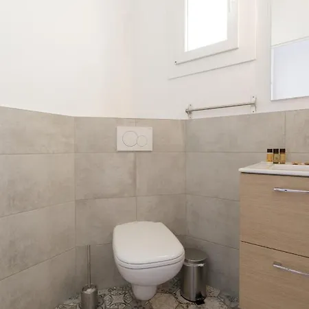 Palais Des Iles Yourhosthelper Apartment Cannes