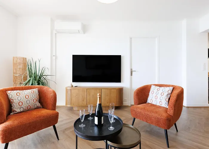 Palais Des Iles Yourhosthelper